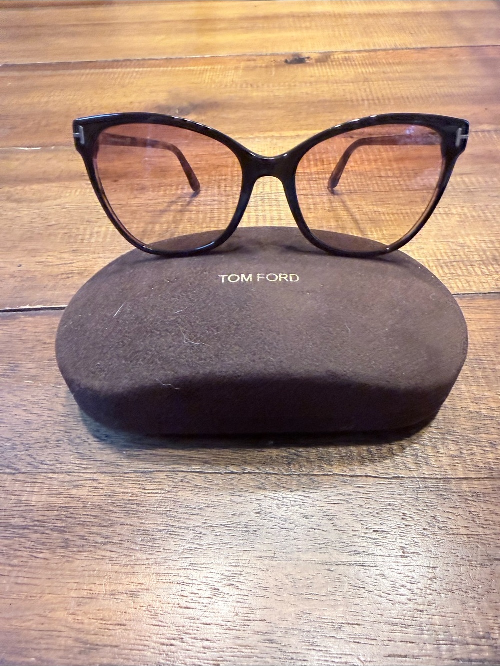 Tom Ford Women's Tortoiseshell Cat-Eye Sunglasses with Brown Gradient Lenses